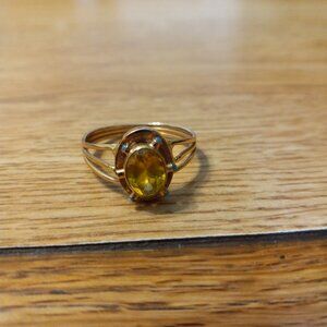 VINTAGE 10K or 14K GOLD RING w GENUINE GEMSTONES CITRINE?